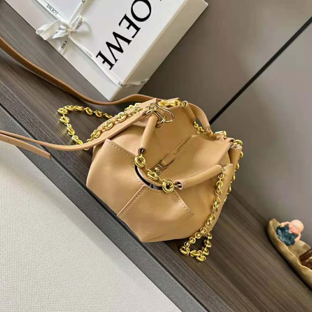 Loewe Small Paseo Bag in Shiny Nappa Calfskin with Chain for Women in Sandy Loewe Small Paseo Bag in Shiny Nappa Calfskin with Chain for Women in Sandy