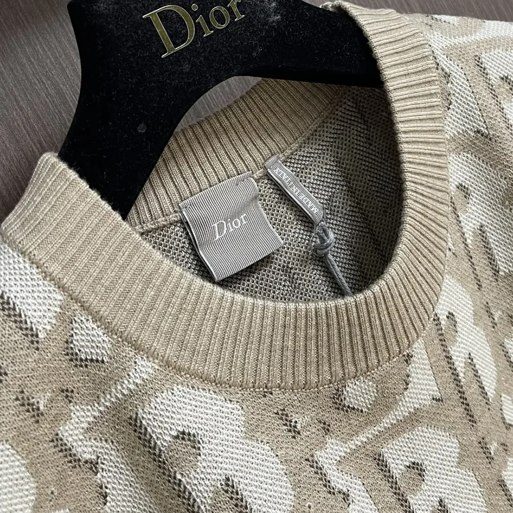 Dior Oblique T-Shirt Regular Fit Beige Cotton-Wool for Men in Silk Jacquard Dior Oblique T-Shirt Regular Fit Beige Cotton-Wool for Men in Silk Jacquard