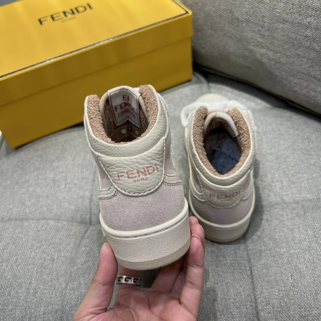 FD Fendi Match Lace-Up High in Top Sneakers Green FD Fendi Match Lace-Up High in Top Sneakers Green