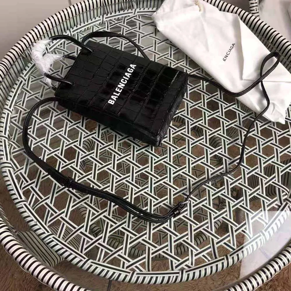 Balenciaga Shopping Phone Holder Shopping Phone Holder in Black Crocodile Embossed Calfskin for Unisex Balenciaga Shopping Phone Holder Shopping Phone Holder in Black Crocodile Embossed Calfskin for Unisex