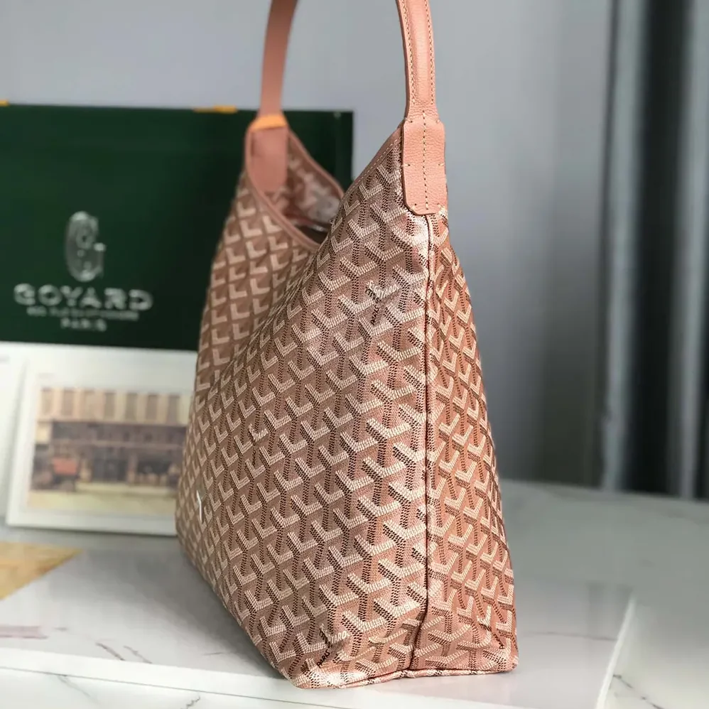 Goyard Bohème Hobo bag for Unisex in Pearly Coral Goyard Bohème Hobo bag for Unisex in Pearly Coral