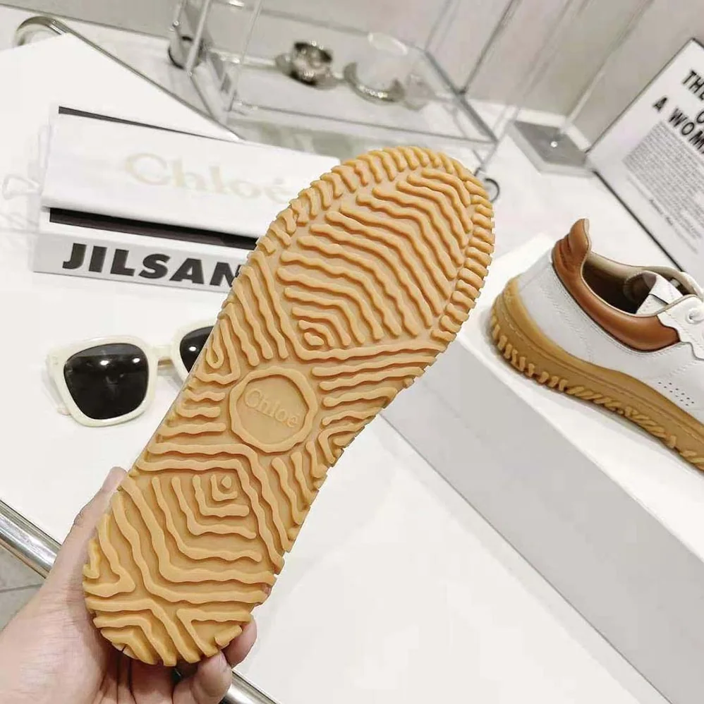 Chloe Franckie Low-Top Sneaker in Smooth Calfskin for Women Chloe Franckie Low-Top Sneaker in Smooth Calfskin for Women