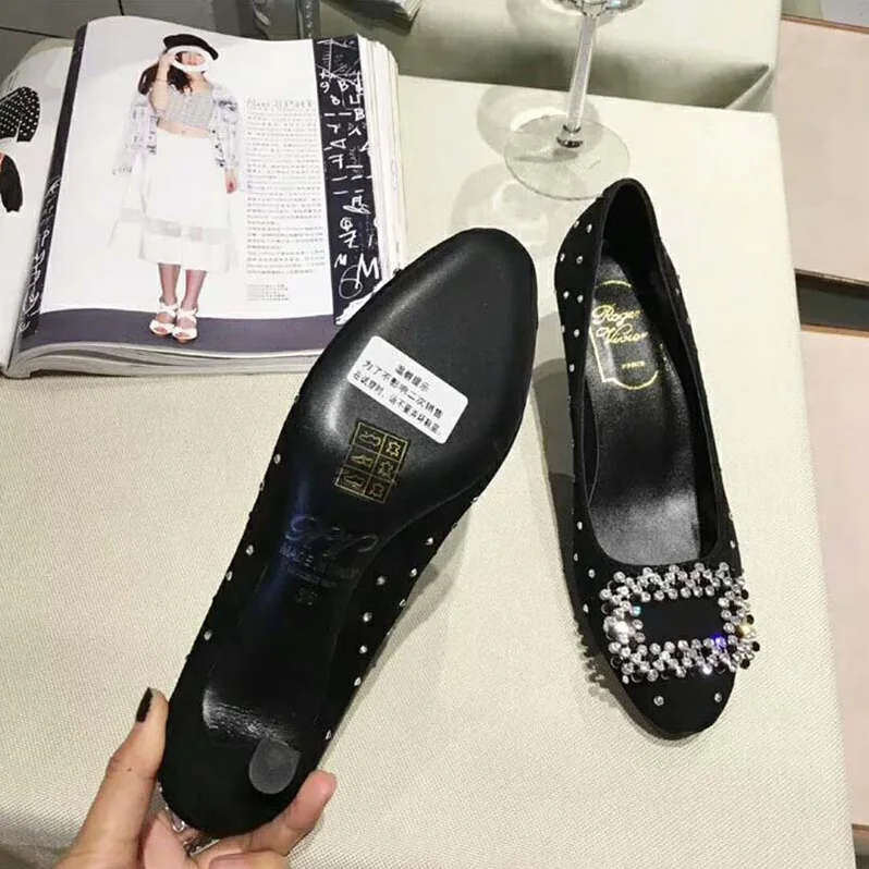 Roger Vivier Shoes Vertigo Diadem Dots Pumps 60mm Heel for Women in Black Roger Vivier Shoes Vertigo Diadem Dots Pumps 60mm Heel for Women in Black