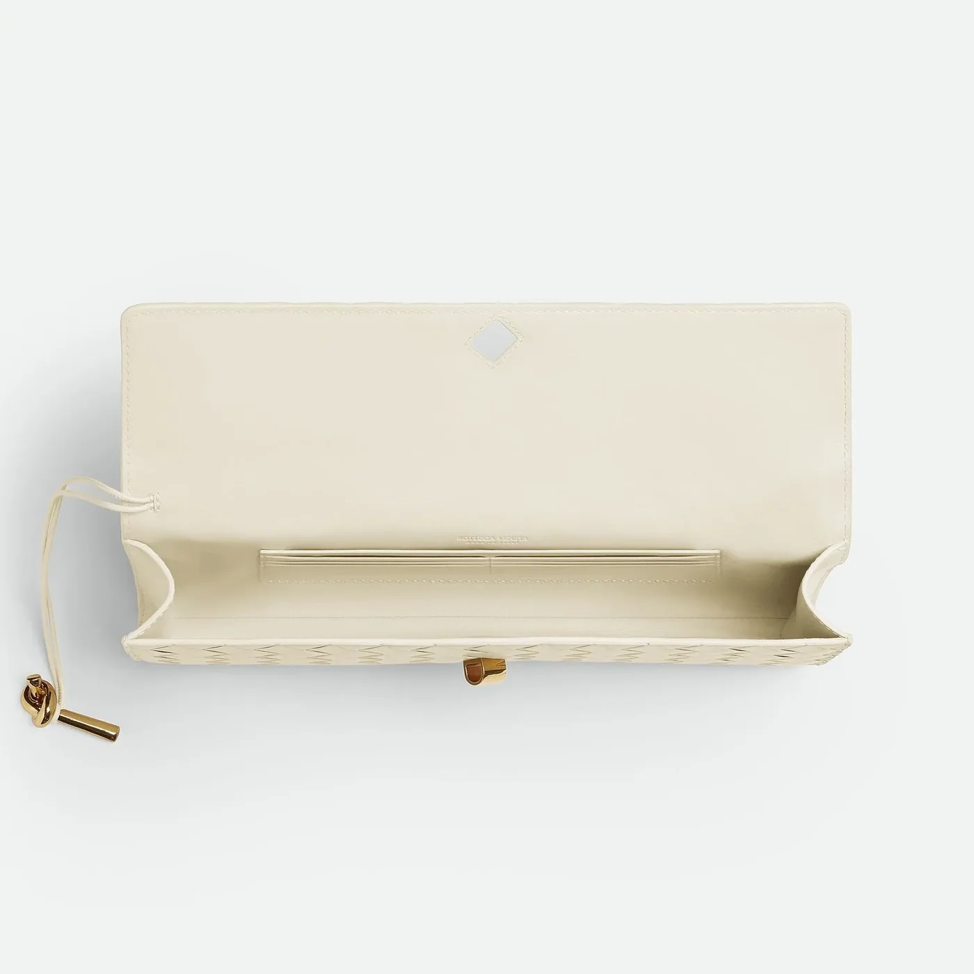 Bottega Veneta Andiamo Clutch Sea Salt / Bottega Veneta Andiamo Clutch Sea Salt /