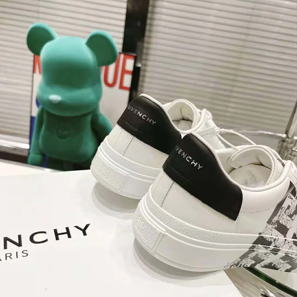 Givenchy 101 Dalmatians City Sport Sneakers in Leather for Men