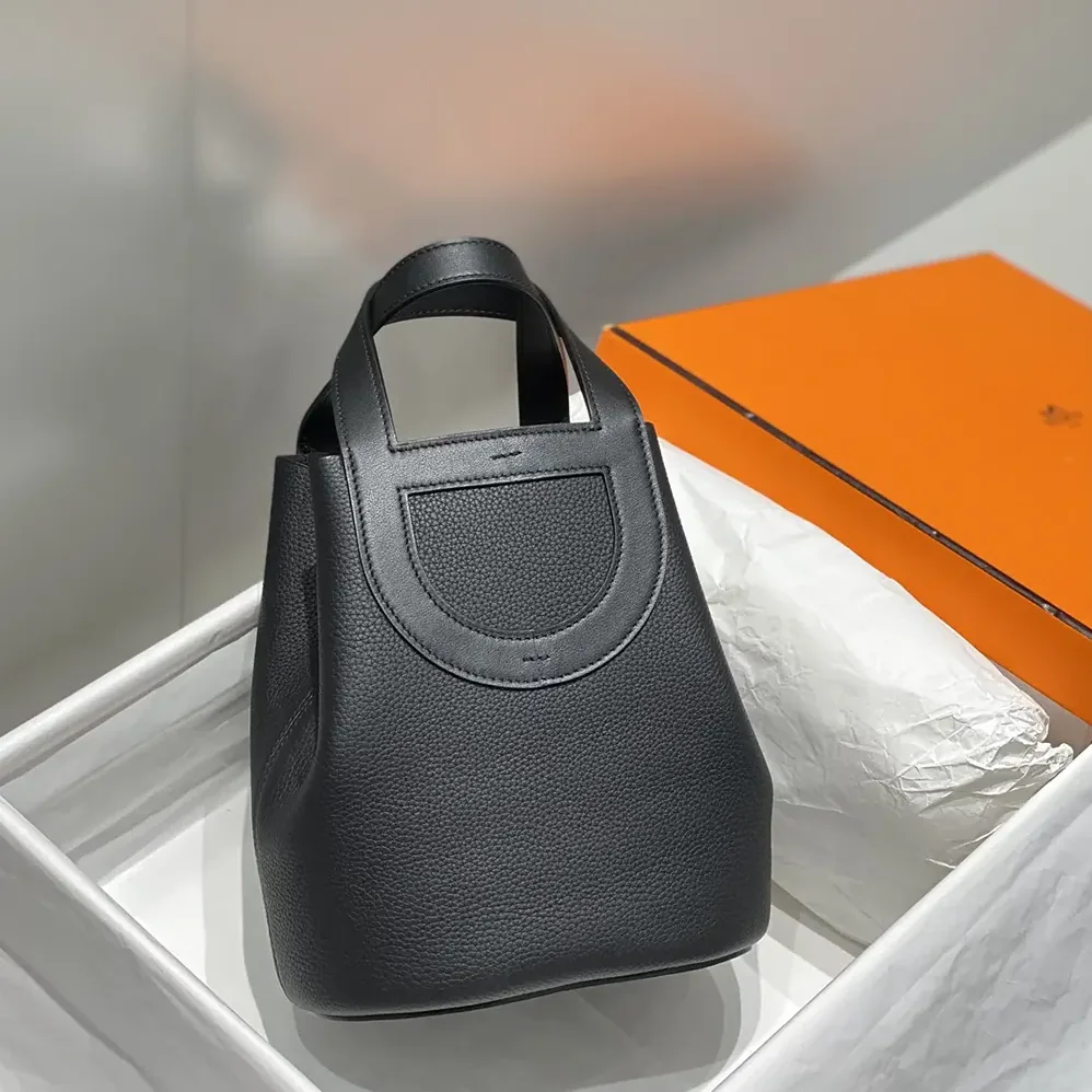 Hermes In the Loop 18 Handbag Clemence Leather for Women in Black/Silver Hermes In the Loop 18 Handbag Clemence Leather for Women in Black/Silver