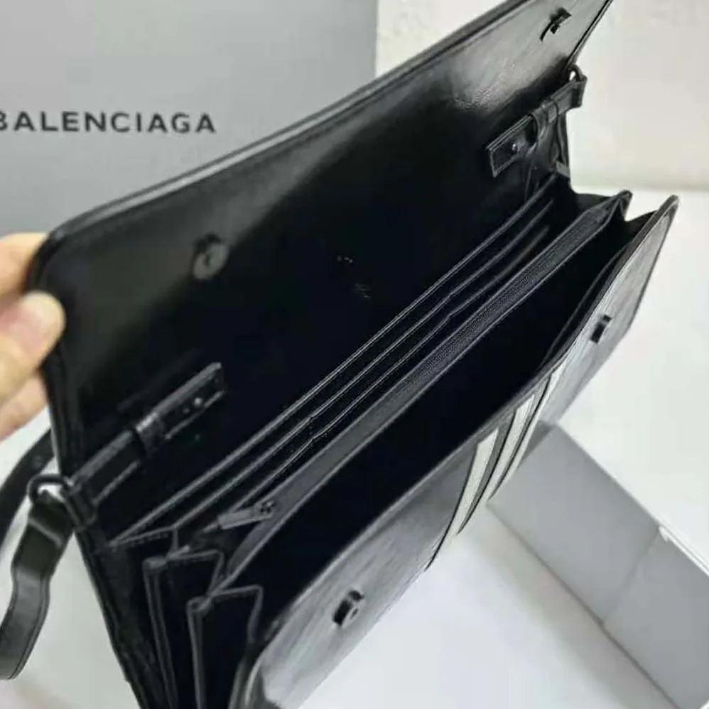 Balenciaga Balenciaga / Adidas Wallet on Strap in Black for Women Balenciaga Balenciaga / Adidas Wallet on Strap in Black for Women
