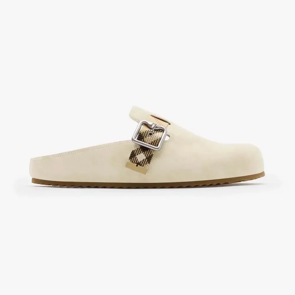 Burberry Suede Urchin Clogs for Unisex in Bake Beige Burberry Suede Urchin Clogs for Unisex in Bake Beige