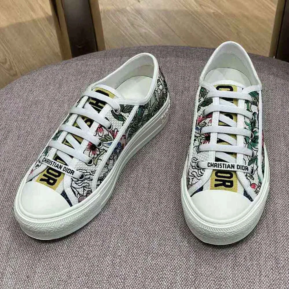 Dior Walk N Dior Sneaker White Multicolor D for Women in Constellation Embroidered Cotton Dior Walk N Dior Sneaker White Multicolor D for Women in Constellation Embroidered Cotton