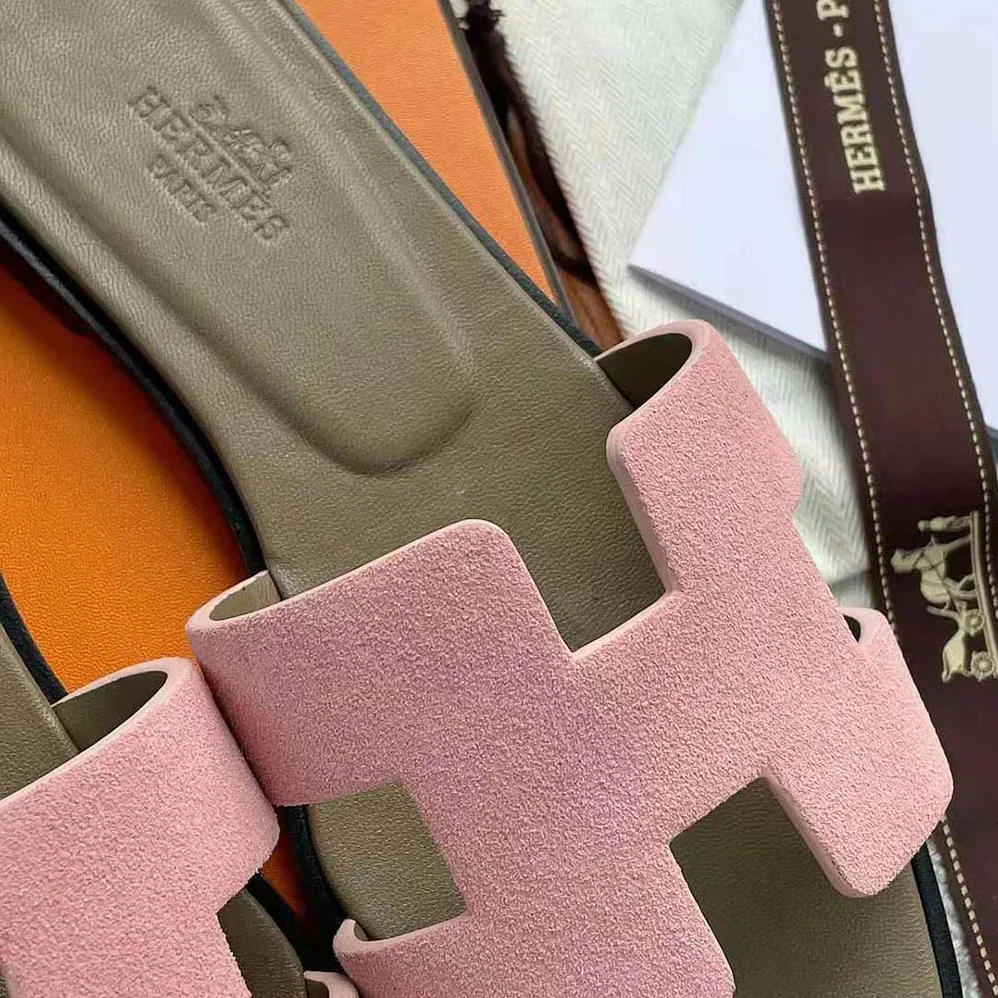 Hermes Oran Sandal in Suede Goatskin for Women in Rose Hermes Oran Sandal in Suede Goatskin for Women in Rose