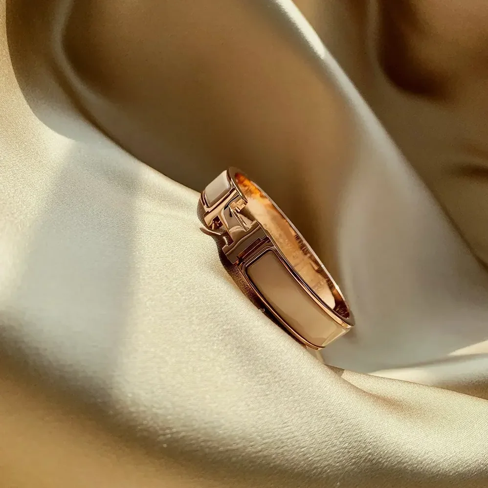 Hermes Clic H Bracelet for Unisex in Brown Hermes Clic H Bracelet for Unisex in Brown