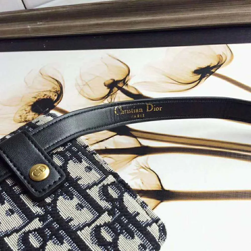 Dior Dior Oblique Saddle Belt Bag for Women in Navy Dior Dior Oblique Saddle Belt Bag for Women in Navy