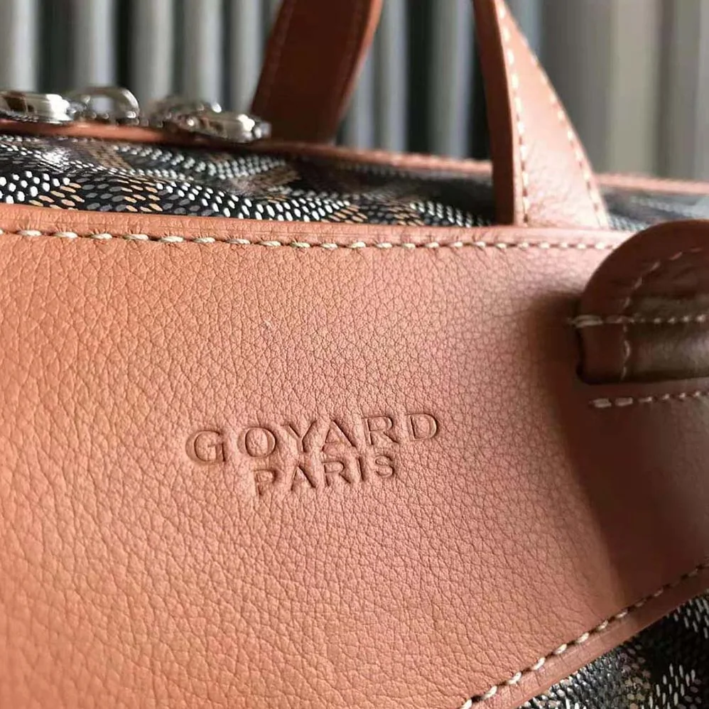 Goyard Sac A Dos Cisalpin in Goyardine Canvas & Chevroches Calfskin for Women in Brown Goyard Sac A Dos Cisalpin in Goyardine Canvas & Chevroches Calfskin for Women in Brown