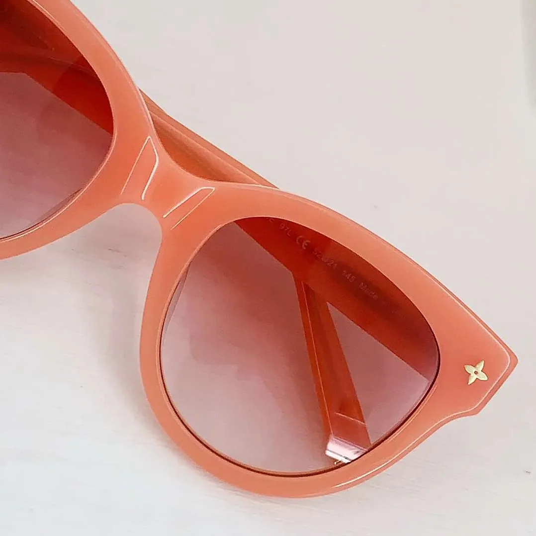 Louis Vuitton Monogram Round Sunglasses Orange Louis Vuitton Monogram Round Sunglasses Orange