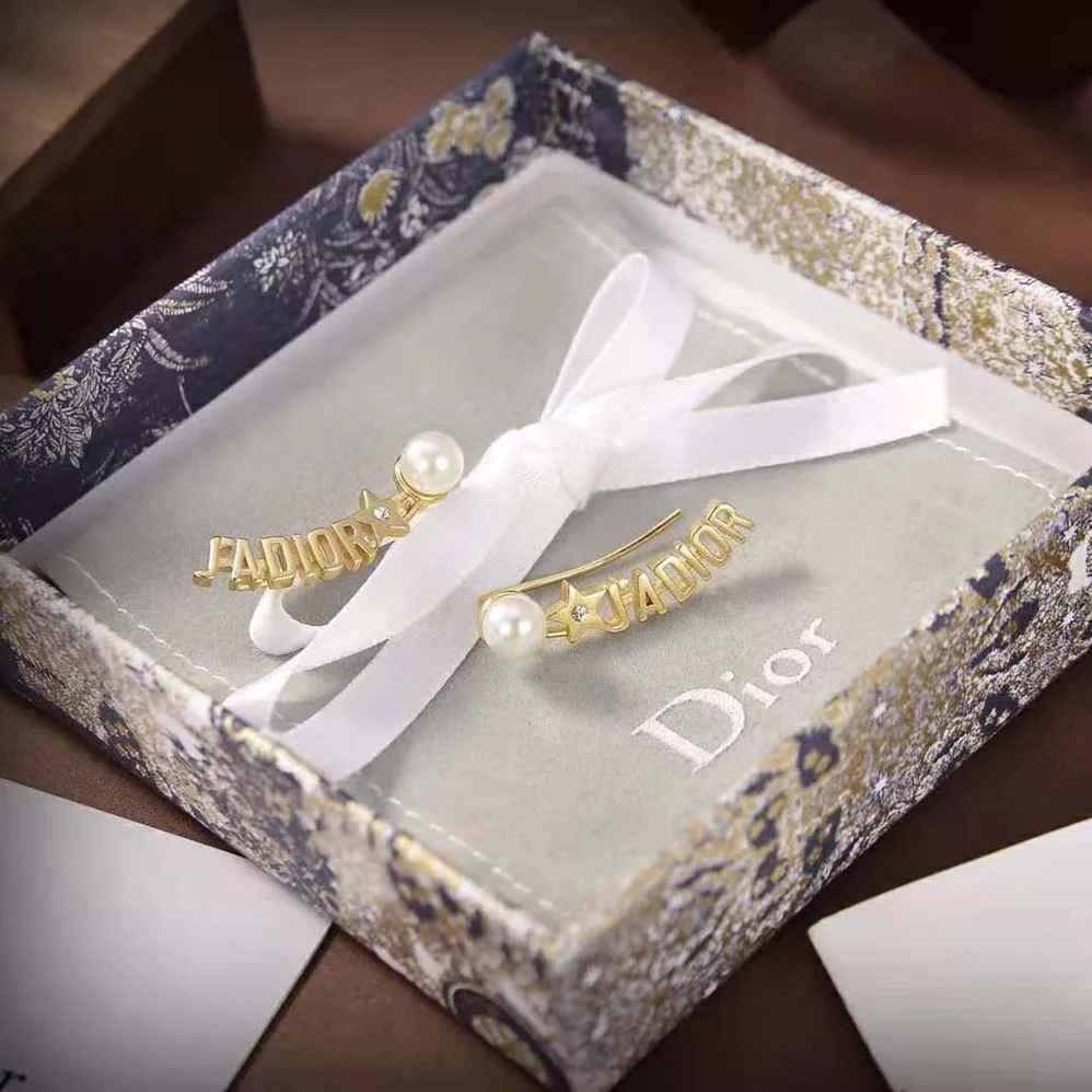 Dior J'Adior Earrings Gold for Women in Finish Metal Dior J'Adior Earrings Gold for Women in Finish Metal