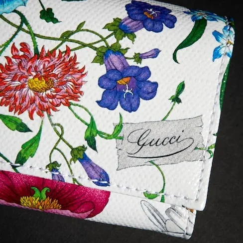 Gucci Flora Motif Bi Fold Card Case / White in Multicolor Palladium Hardware