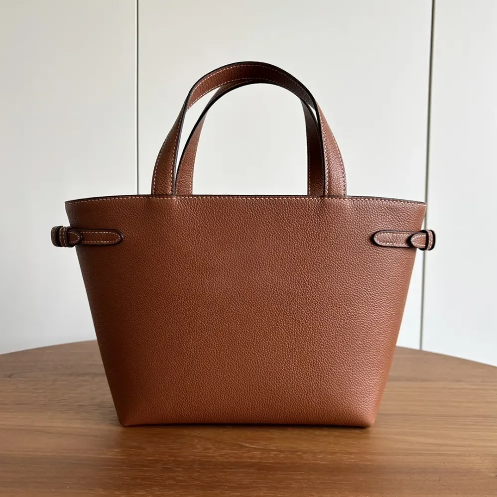 Celine Mini Cabas Anais Cuir Triomphe in Grained Calfskin for Unisex in Brown Celine Mini Cabas Anais Cuir Triomphe in Grained Calfskin for Unisex in Brown