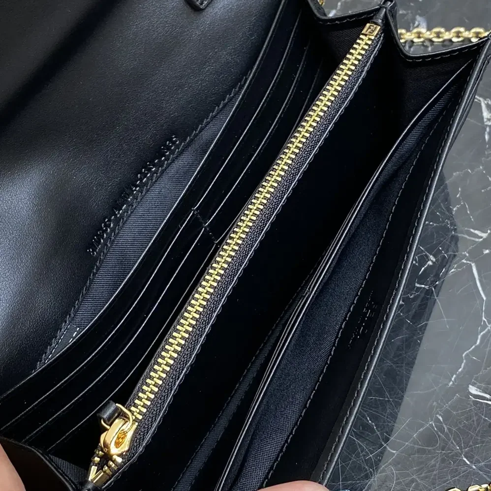 Fendi FF Diamonds Continental With Chain Black Leather Wallet for Women Fendi FF Diamonds Continental With Chain Black Leather Wallet for Women