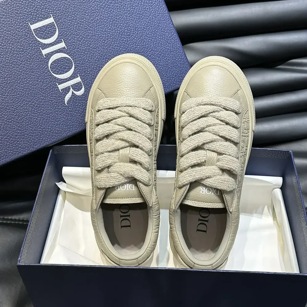 Dior B33 Sneaker Beige Grained Calfskin and Beige Dior Gravity Leather for Men Dior B33 Sneaker Beige Grained Calfskin and Beige Dior Gravity Leather for Men