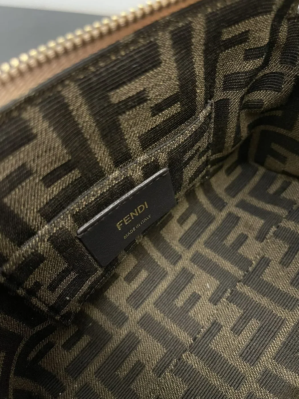Fendi By The Way White Mini Bag For Woman /
