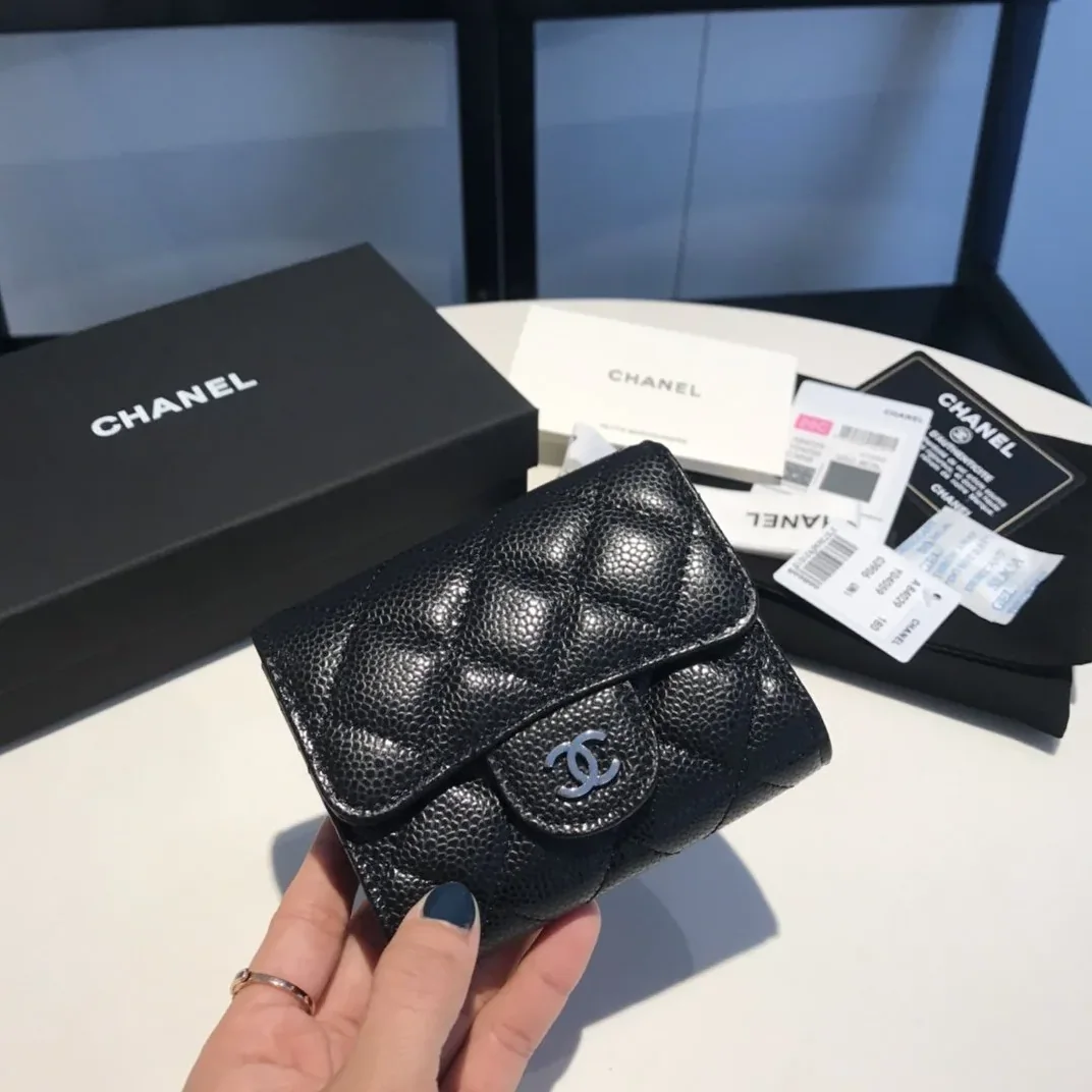 Chanel CO-CO Classic Card Holder in Silver Hardware Black Chanel CO-CO Classic Card Holder in Silver Hardware Black