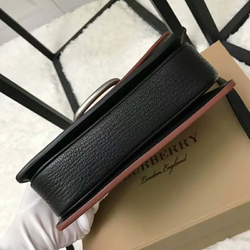 Burberry The Small Leather D-Ring Bag for Women in Brown Burberry The Small Leather D-Ring Bag for Women in Brown