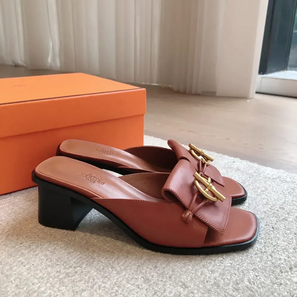 Hermes Ilot 50 Sandal in Calfskin Leather-Brown H241142Z for Women Hermes Ilot 50 Sandal in Calfskin Leather-Brown H241142Z for Women