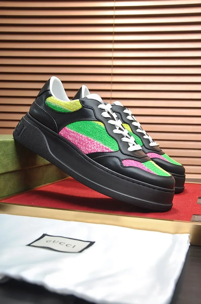 Gucci Sneaker With Multicolored Stripes Black for Men Gucci Sneaker With Multicolored Stripes Black for Men
