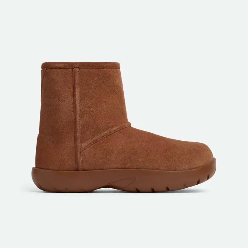 Bottega Veneta Snap Ankle Boot Realised in Shearling Calfskin for Unisex Bottega Veneta Snap Ankle Boot Realised in Shearling Calfskin for Unisex