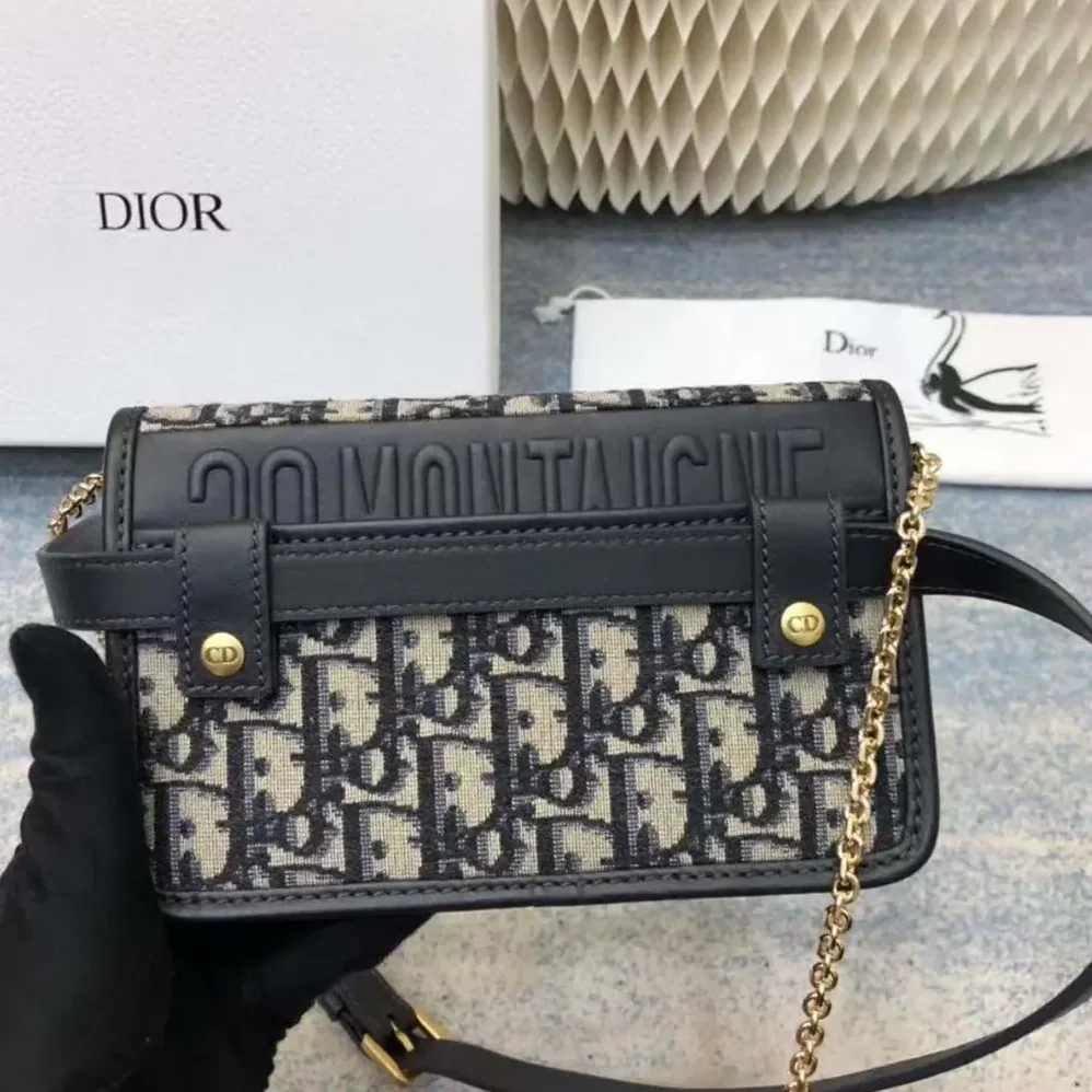 Dior 2-in-1 30 Montaigne Pouch Blue Dior Oblique Jacquard for Women Dior 2-in-1 30 Montaigne Pouch Blue Dior Oblique Jacquard for Women