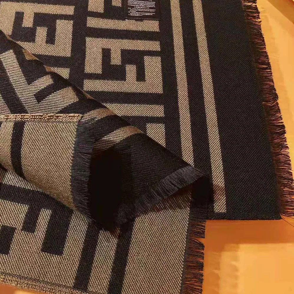 Fendi Black Wool and Silk Scarf for Women Fendi Black Wool and Silk Scarf for Women