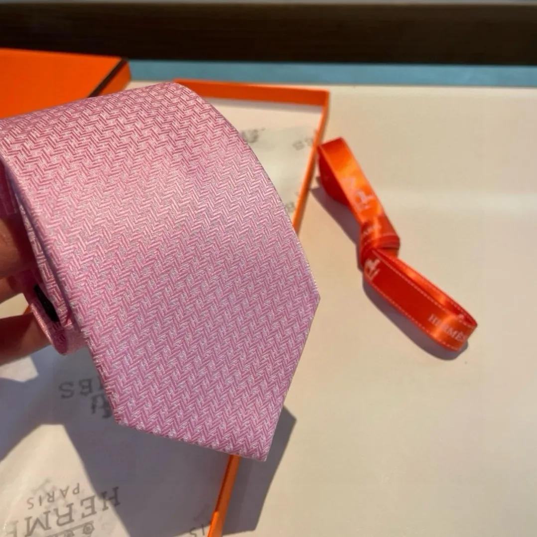 Hermes Elegent Rose Silk Tie Hermes Elegent Rose Silk Tie