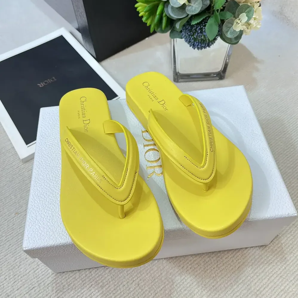 Dior Diorsea Thong Sandal Lemon Yellow Leather for Women in Effect Fabric