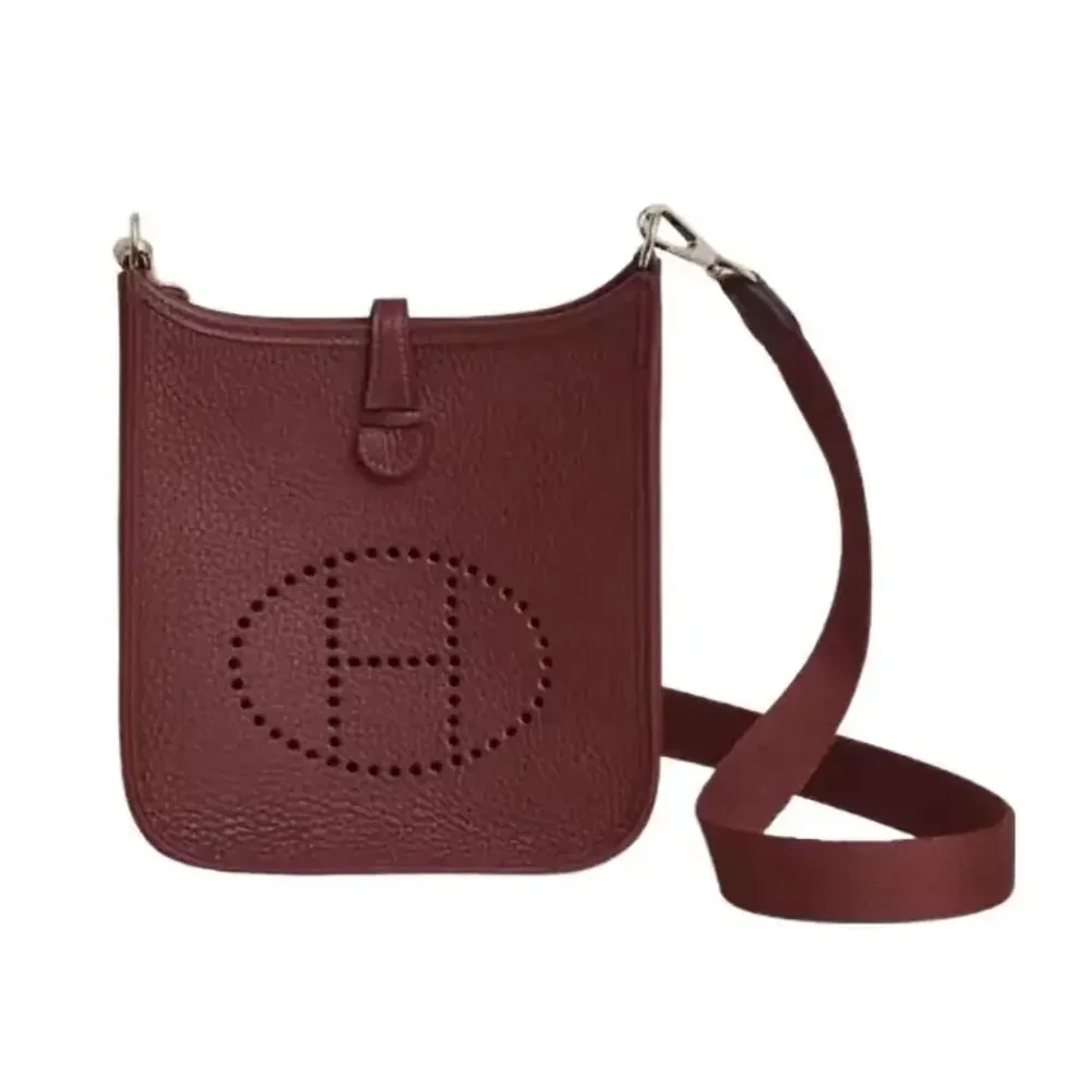 Hermes Evelyne 16 Amazone in Clemence Leather for Women in Maroon/Silver Hermes Evelyne 16 Amazone in Clemence Leather for Women in Maroon/Silver