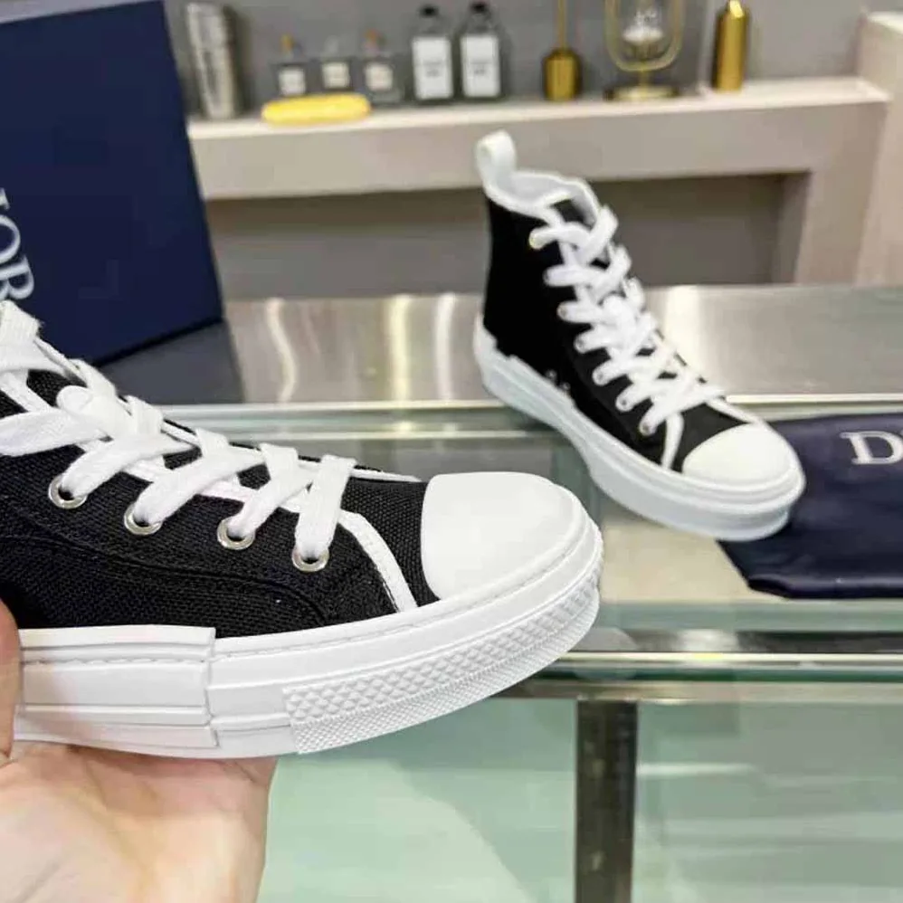 Dior B23 Cactus Jack Dior High-Top Sneaker Black and Cream Cotton Canvas for Men