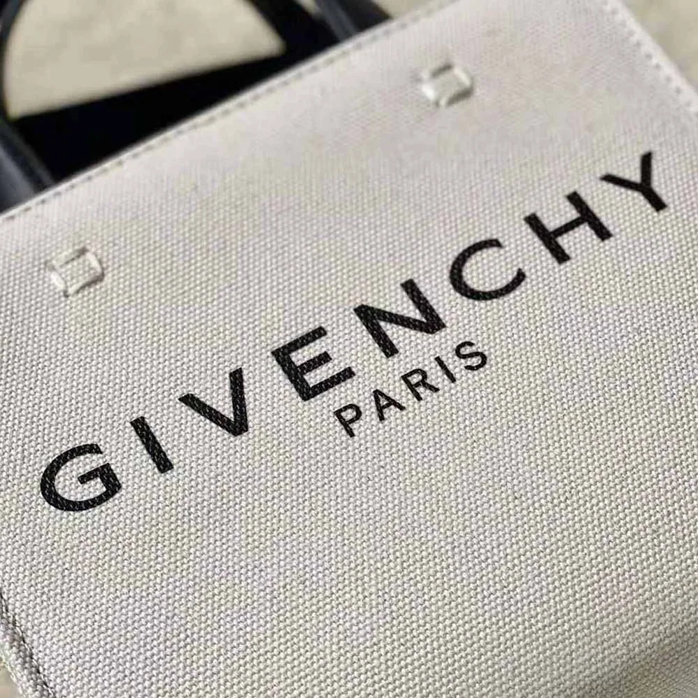 Givenchy Mini G Tote Shopping Bag in Canvas for Women in Beige Givenchy Mini G Tote Shopping Bag in Canvas for Women in Beige