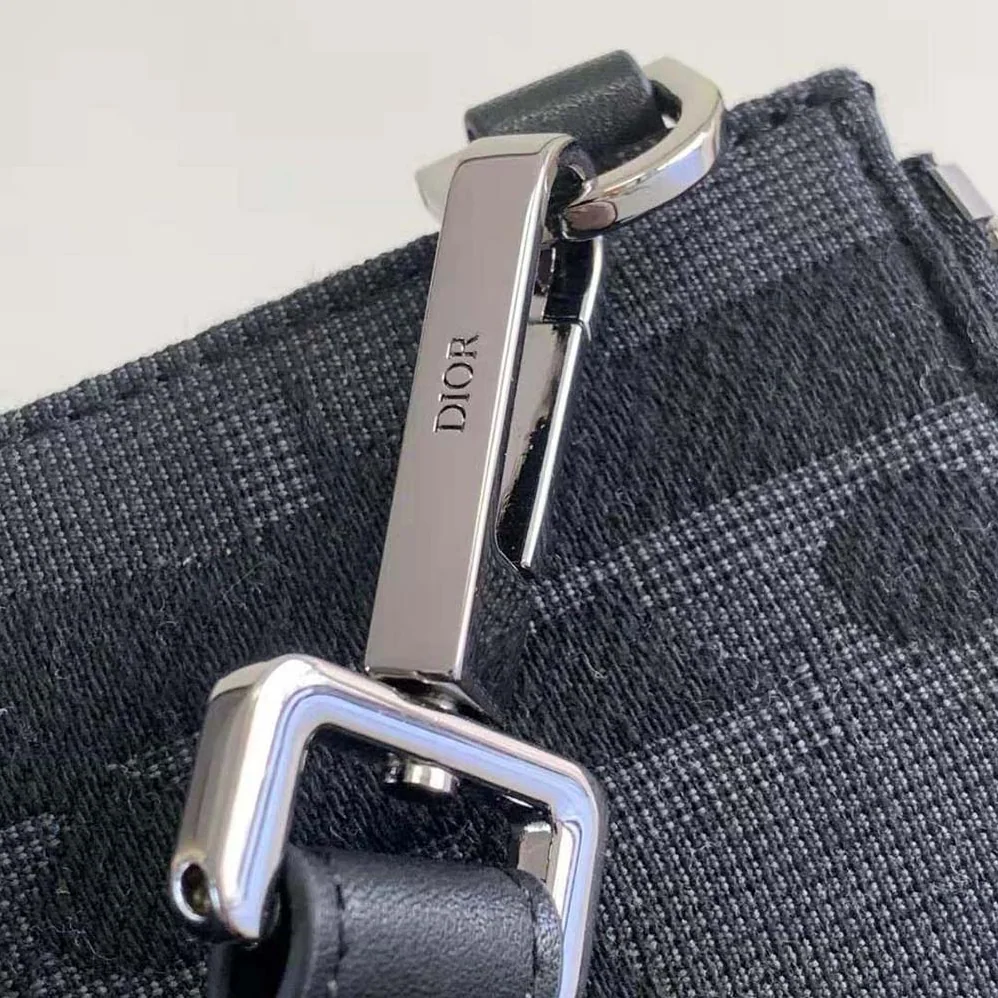 Dior A5 Pouch Black Maxi Dior Oblique Jacquard for Men Dior A5 Pouch Black Maxi Dior Oblique Jacquard for Men