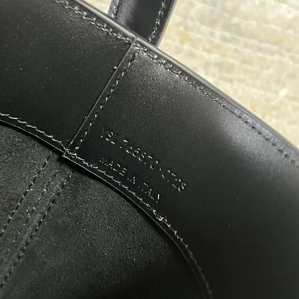 Saint Laurent YSL Le 37 Mini in Shiny Leather for Women in Black