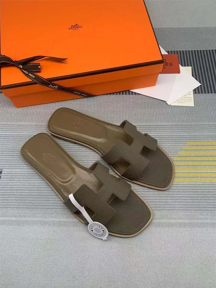 Hermes Oran Sandal Green Khaki