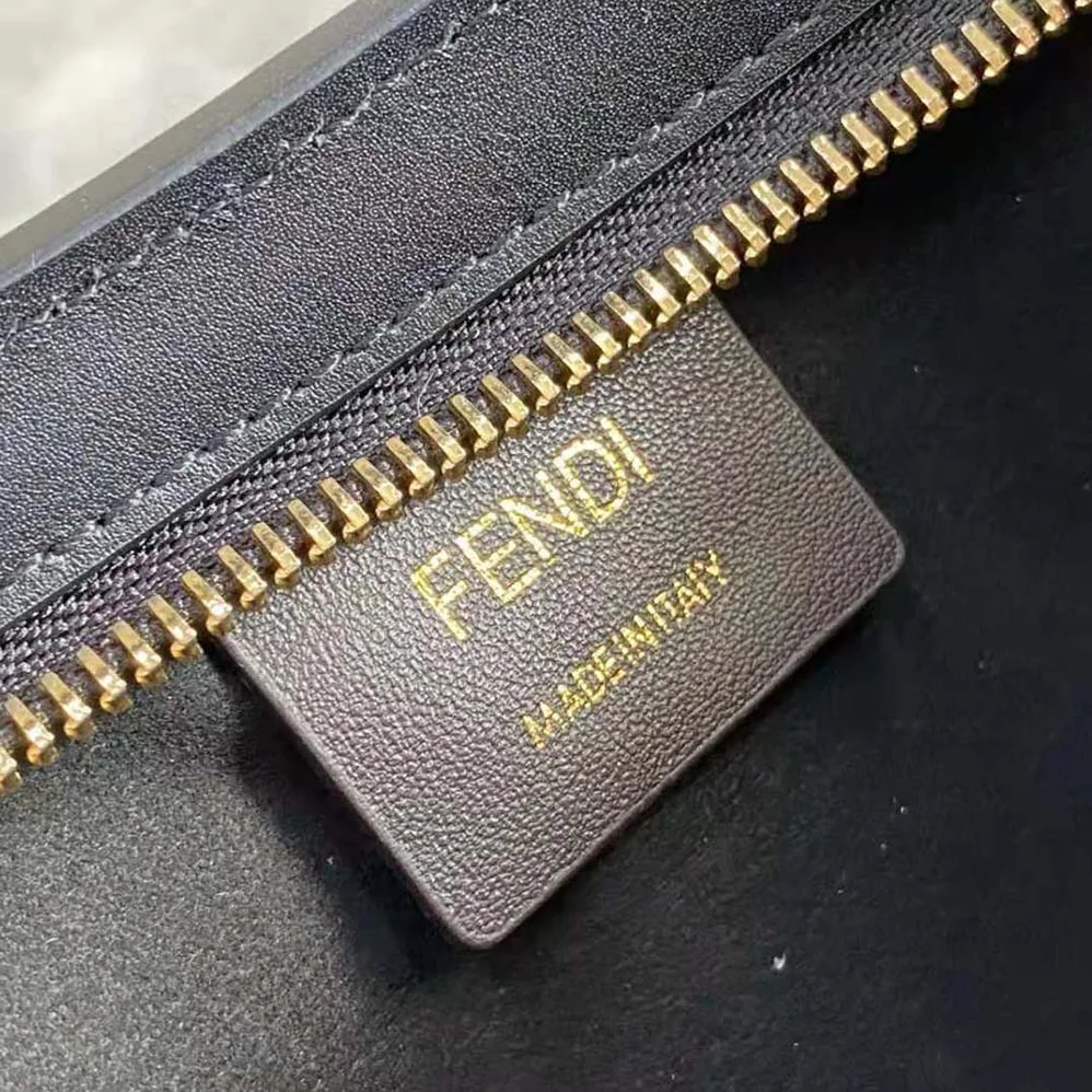 Fendi O'Lock Swing Black Fox Fur and Leather Pouch for Women Fendi O'Lock Swing Black Fox Fur and Leather Pouch for Women