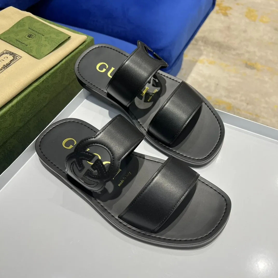 Gucci Interlocking G Slide Sandal Black Gucci Interlocking G Slide Sandal Black