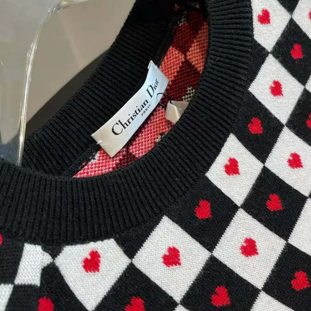 Dior Dioramour Sweater Black White and Red D-Chess Heart Double-Sided Technical Cashmere Knit and Wool for Women Dior Dioramour Sweater Black White and Red D-Chess Heart Double-Sided Technical Cashmere Knit and Wool for Women