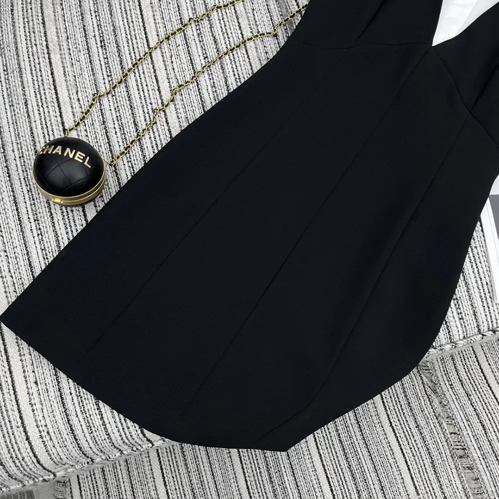 Dior Dress with Spread Collar Black Double-Sided Virgin Wool Crepe and White Cotton Poplin for Women Dior Dress with Spread Collar Black Double-Sided Virgin Wool Crepe and White Cotton Poplin for Women