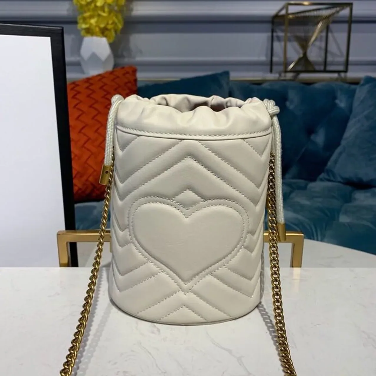 Gucci GG Marmont Mini Bucket Bag White Matelassé Chevron /
