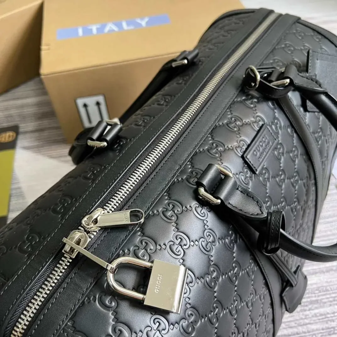 Gucci Gg Black Carry in On Duffle Black /