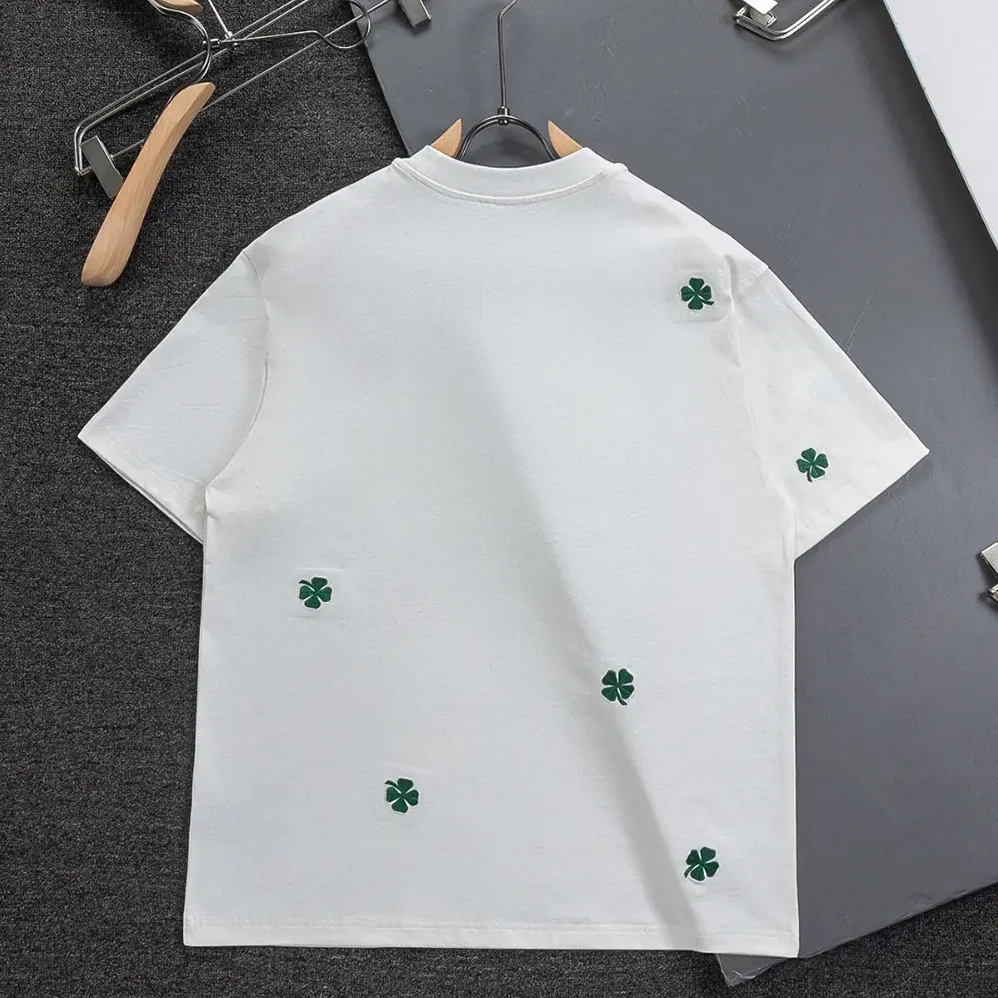 Dior T-Shirt with Dior Clover Embroidery Relaxed Fit White Cotton Jersey for Women Dior T-Shirt with Dior Clover Embroidery Relaxed Fit White Cotton Jersey for Women