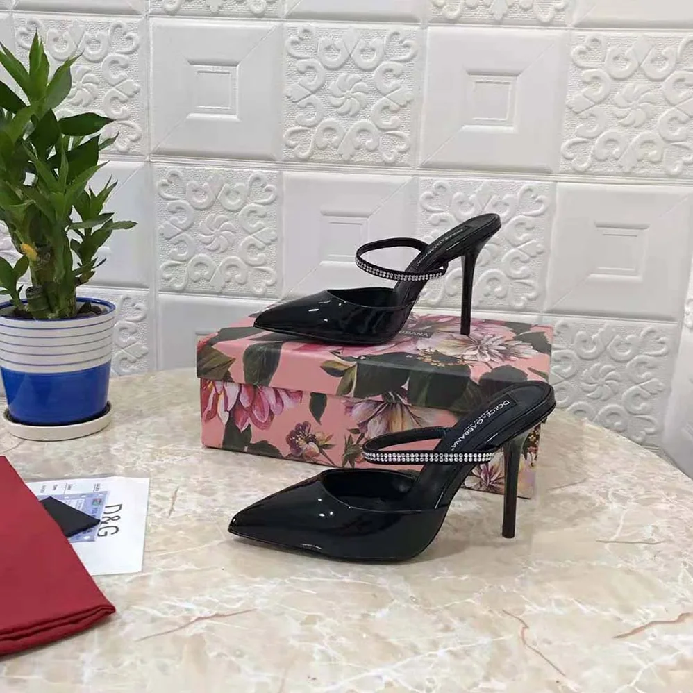Dolce Gabbana D&G Polished Calfskin Mules with Embroidery for Women in Black Dolce Gabbana D&G Polished Calfskin Mules with Embroidery for Women in Black