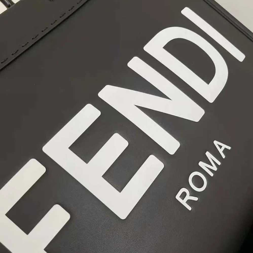 Fendi Sunshine Medium Black Leather Shopper for Women
