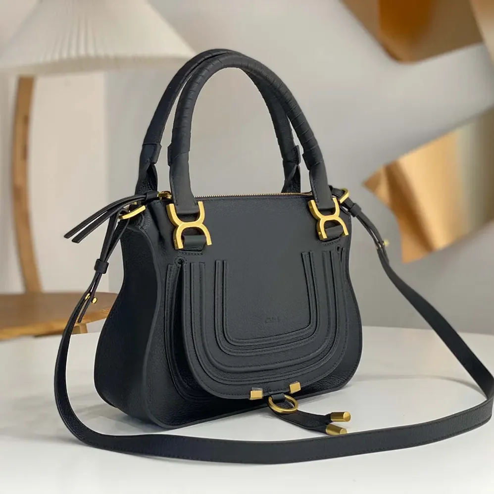 Chloe Small Marcie Bag in Grained Leather for Women in Black Chloe Small Marcie Bag in Grained Leather for Women in Black