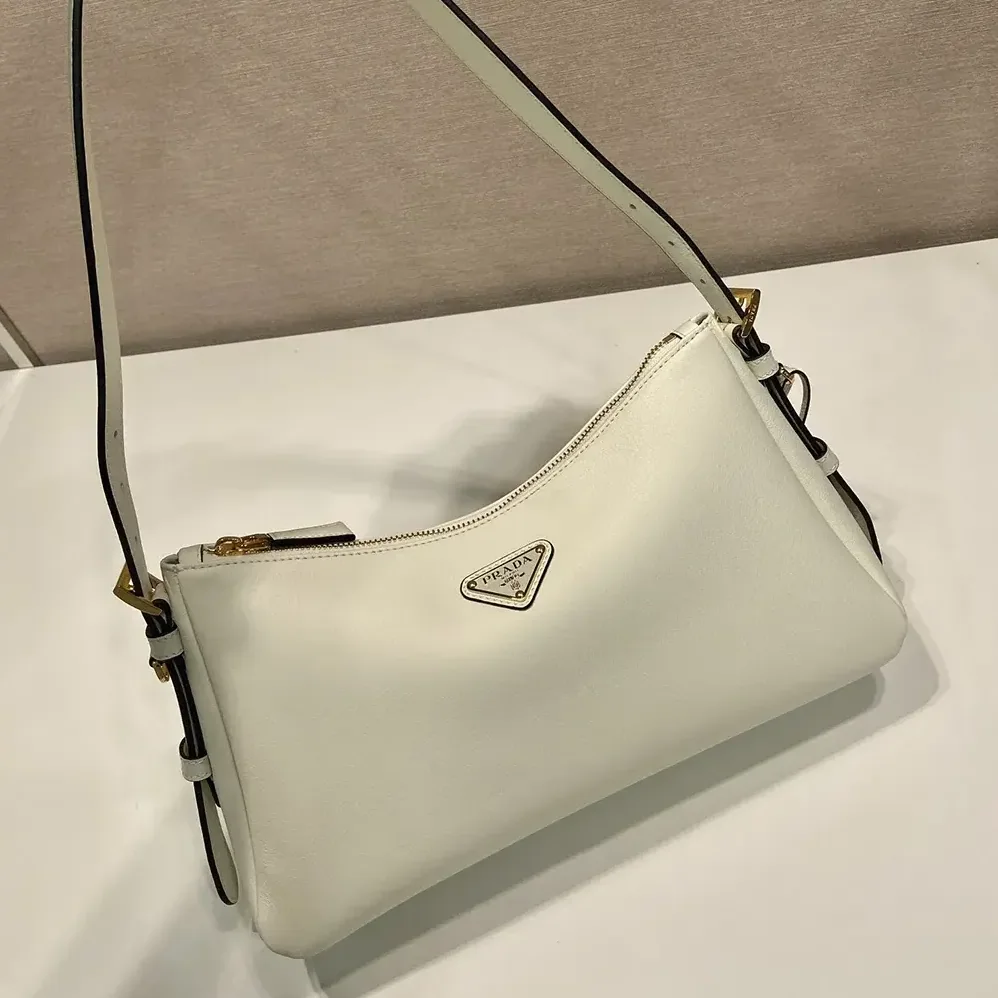 Prada Aimée Medium Leather Shoulder Bag for Women in White Prada Aimée Medium Leather Shoulder Bag for Women in White